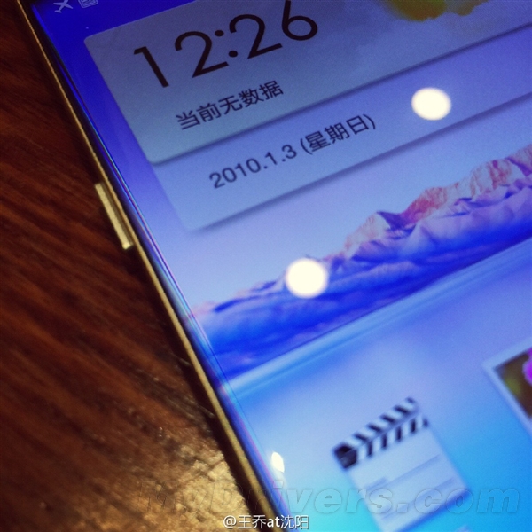 超級震撼!近距離看OPPO無邊框手機(jī)