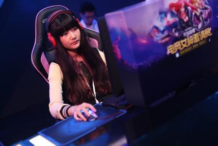 LOL美女選手夜不歸宿!遭戰(zhàn)隊(duì)辭退禁賽兩年