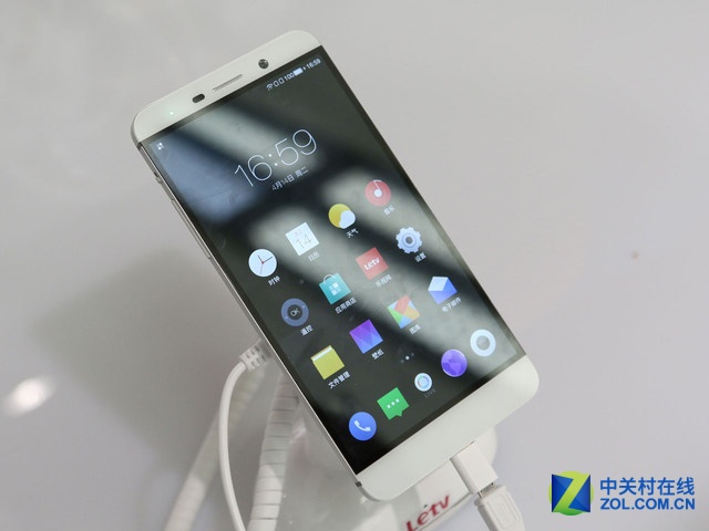 2K屏+驍龍810 樂視超級手機1Pro僅2499
