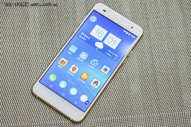 雙面2.5D玻璃高顏值 藍魔MOS1現貨1999