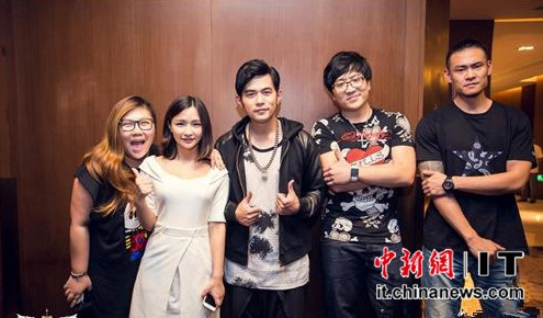 娛樂明星與電競的接軌 解析WCA2015擇偶之路