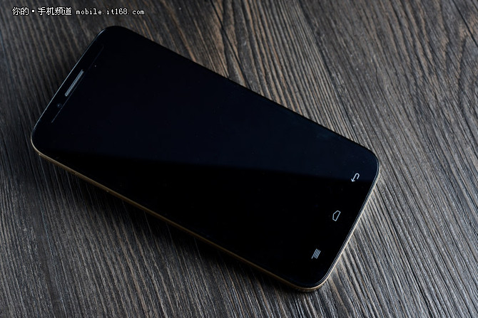 8核1080P高清屏 TCL么么噠3N僅售899元