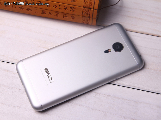 魅族MX5現(xiàn)貨供應 1799元