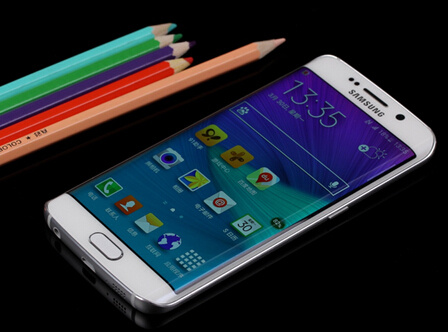 手機屏幕上的戰爭 三星領先蘋果半步