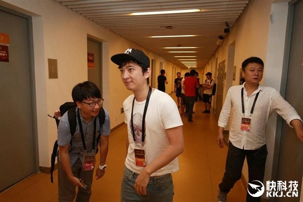 王思聰吐槽樂視“吹牛”：周鴻祎也來湊熱鬧