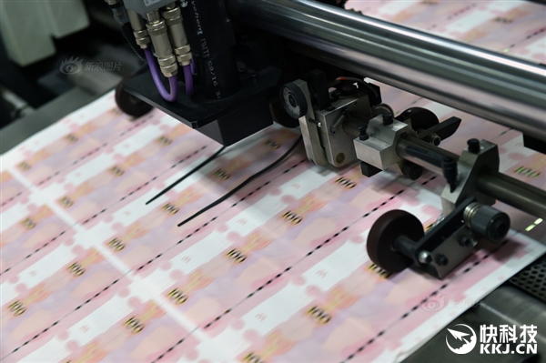 新版100元人民幣終于來了:明天下午兌換