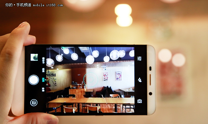 最便宜的驍龍810手機(jī) 樂(lè)1Pro僅售1570元