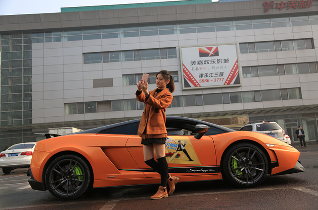 蘭博基尼"快"遞夠快才暢快vivo X6Plus