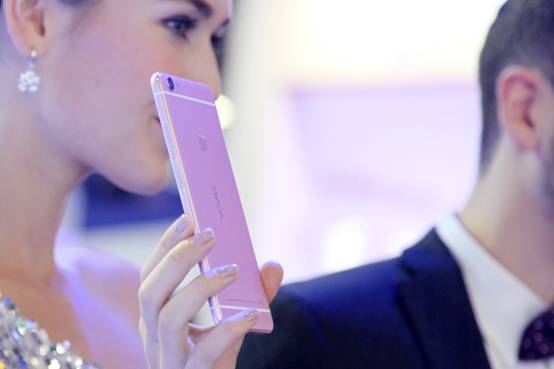 vivo參展中國移動全球合作伙伴大會  