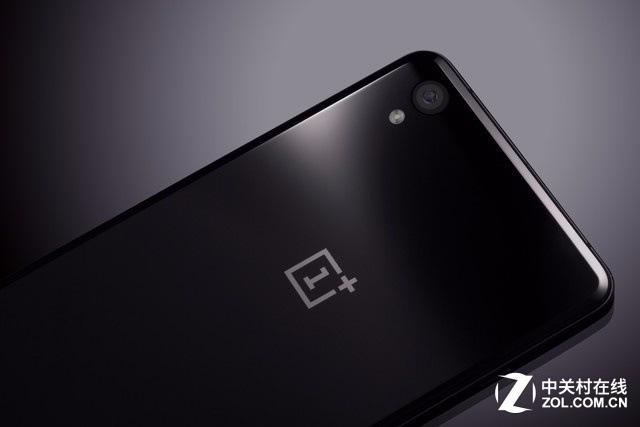 12.10開售 一加手機X暗夜黑版唯美圖賞