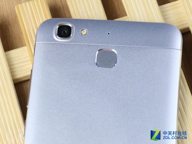 觸摸金屬之美 全網通4G華為暢享5S評測 