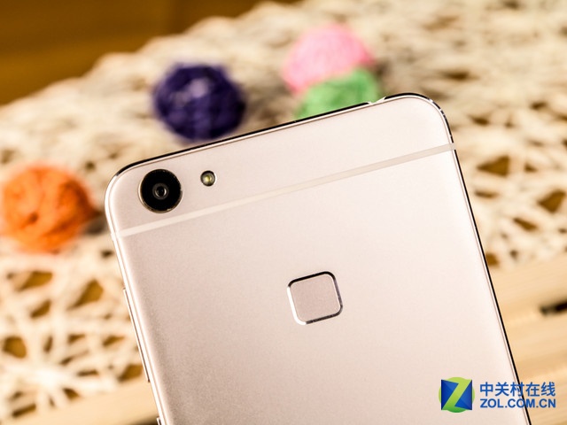 指紋識別全面升級 vivo X6體驗(yàn)評測 