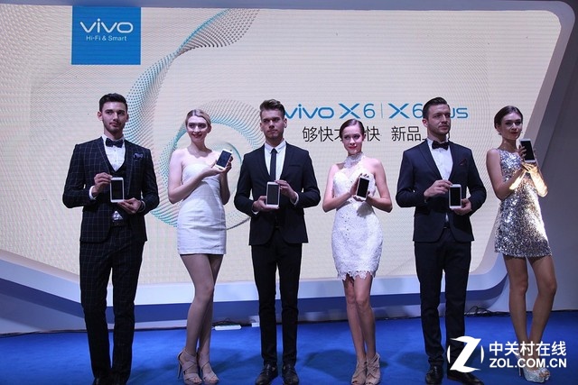 vivoX6&X6Plus正面均采用2.5D弧面玻璃，背面使用金屬一體化機身設計，且金屬占比達了業內最高的98.3%。