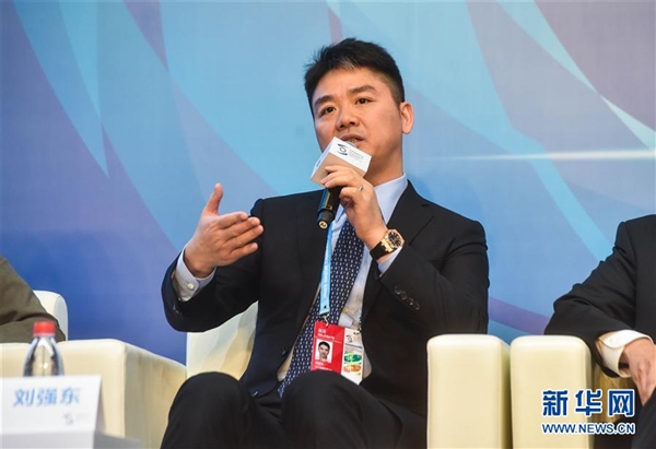 畫面太美！雷軍/馬云/李彥宏/馬化騰穿上西裝后