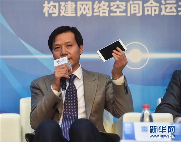 畫面太美！雷軍/馬云/李彥宏/馬化騰穿上西裝后