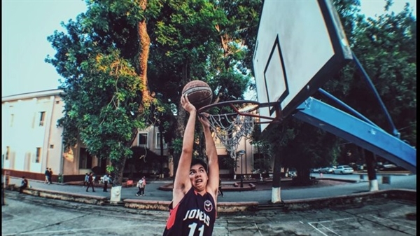 朋友圈曬照之真相：我的眼淚掉下來