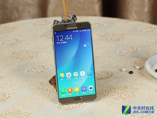 生動大屏體驗 三星Note 5 報價4500元