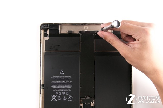 苛求對稱之美 iPad Pro拆解百圖賞析