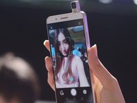 讓自己更美麗一些 熱門自拍手機(jī)盤點