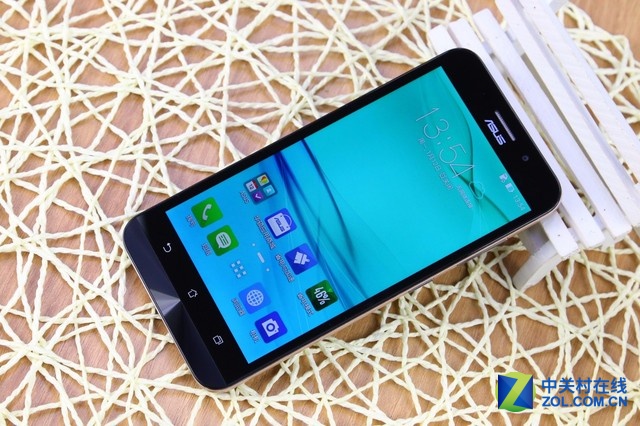 強勁長續航千元機 華碩電神5000圖賞