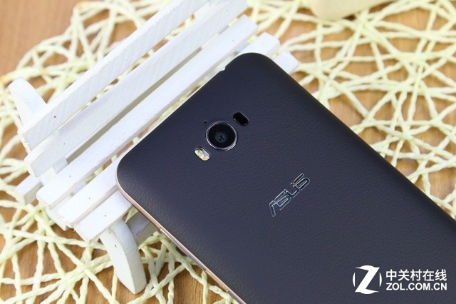 強勁長續航千元機 華碩電神5000圖賞