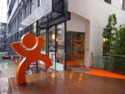 快遞員工監守自盜! 蘋果iPhone手機被換成磚頭