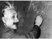 新華社評微信提現收費:微服務別搞成雁過拔毛