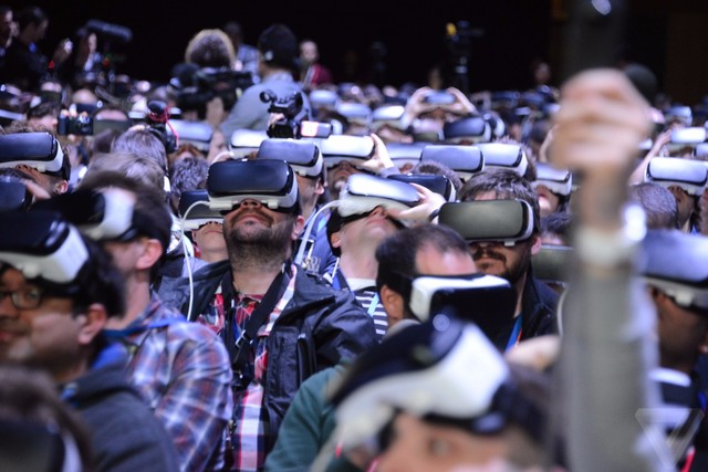 VR看展新時代 三星S7/S7 edge發布回顧