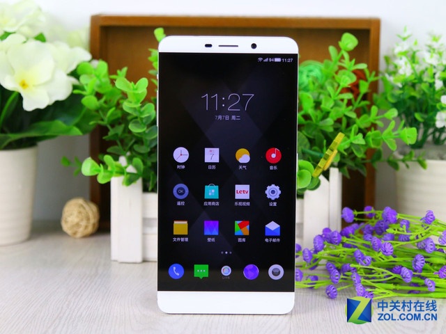 4GB大內(nèi)存智能手機(jī)推薦 這樣手機(jī)才流暢