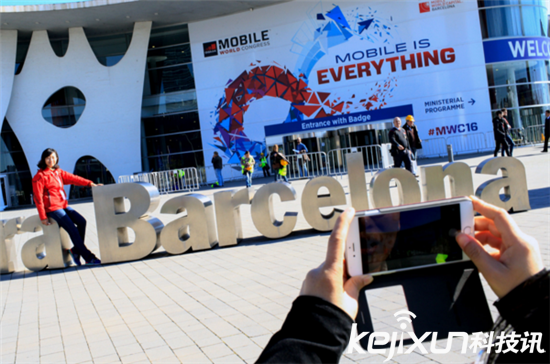 MWC2016智能家居看點:LG 翻滾機器人萌死人