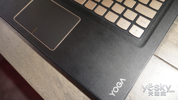 金光閃耀全球最輕薄 聯想YOGA 4S現場速評