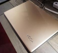 聯(lián)想YOGA 4S現(xiàn)場(chǎng)速評(píng) 金光閃耀全球最輕薄