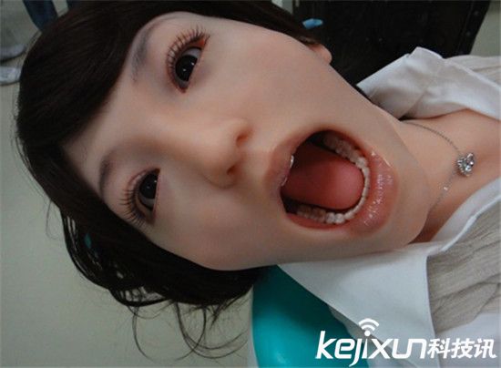 性愛(ài)機(jī)器人攻陷人類:未來(lái)男人或失業(yè)