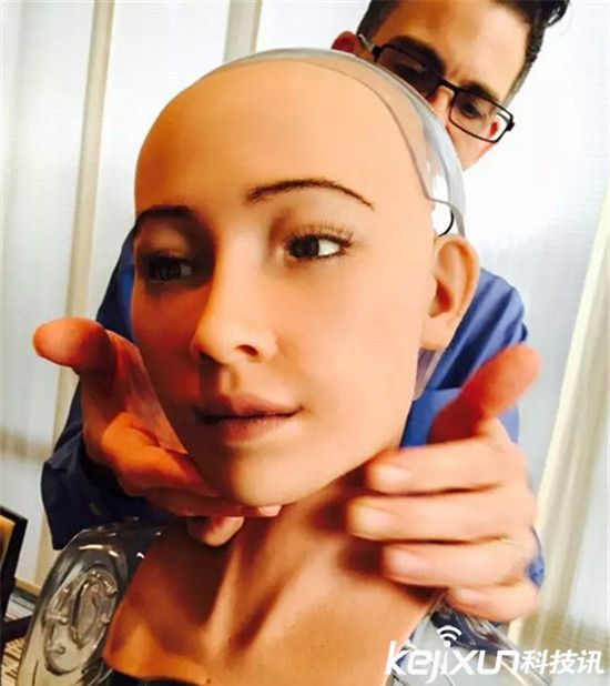 機器人宣誓要消滅人類：我們該如何應對？