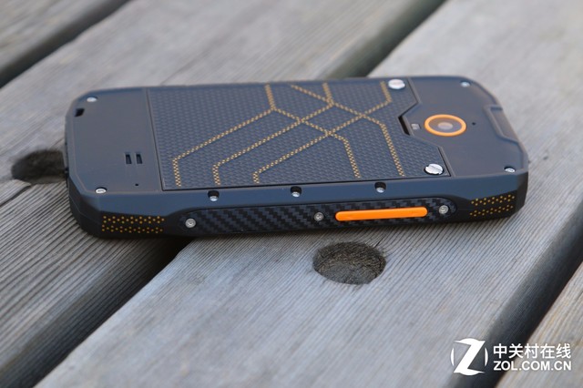 定義都市輕旅行 AGM Rio三防手機評測(待審核)