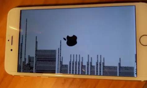 為啥iPhone和安卓手機都會死機卡頓？