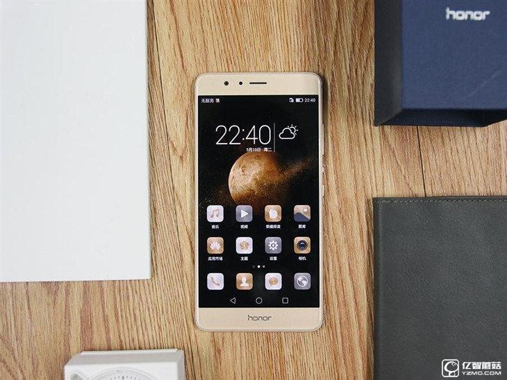 華為榮耀V8評測：極致科技集大成者 內斗華為P9？