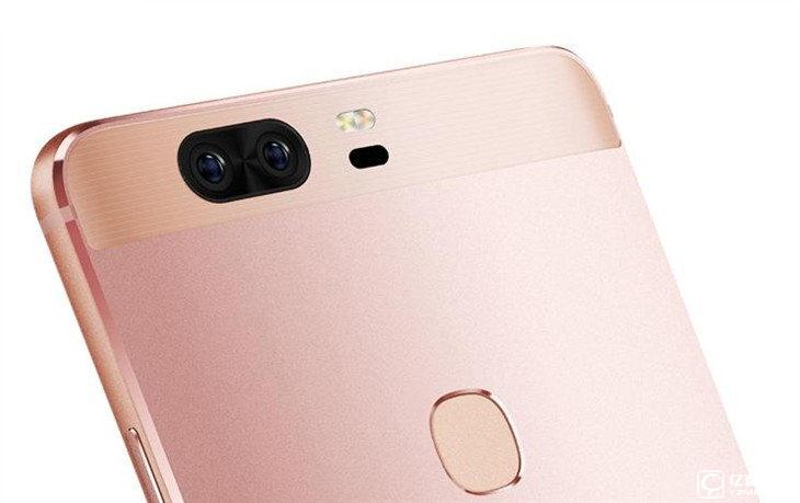 華為榮耀V8評測:極致科技集大成者 內斗華為P9?