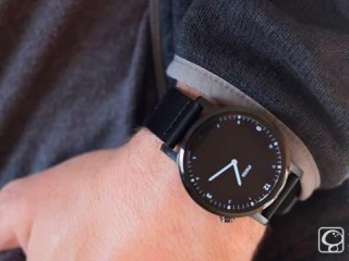 Moto360二代系統(tǒng)升級：增強(qiáng)心率功能
