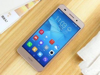 魅藍(lán)3S和華為榮耀5A區(qū)別對(duì)比評(píng)測(cè)