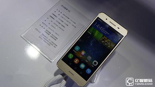 魅藍3S和華為暢享5對比評測1