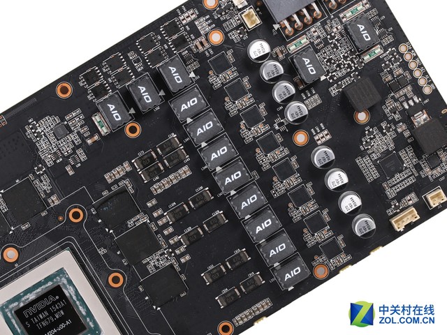 壕氣沖天賀新年 索泰970至尊紀念版評測 