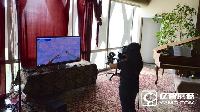 想在VR世界中更愉快的玩耍?來(lái)看看這款VR手套