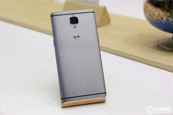 一加手機(jī)3和OPPO R9哪個好看?外觀對比