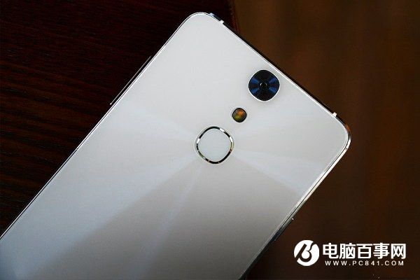 TCL 750正式發(fā)布 售價1993元