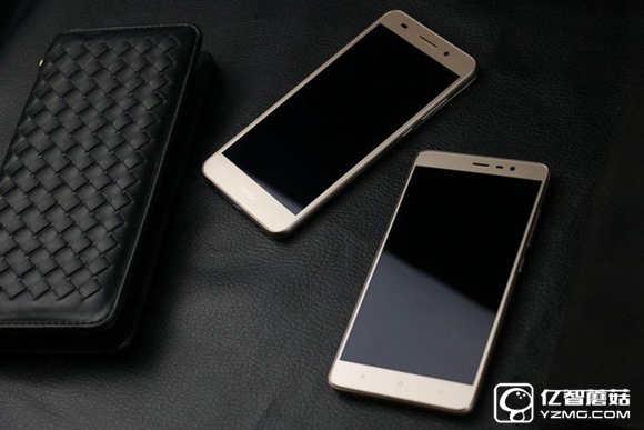 尖phone對決：榮耀5A PK 紅米Note 3（暫不發布） 