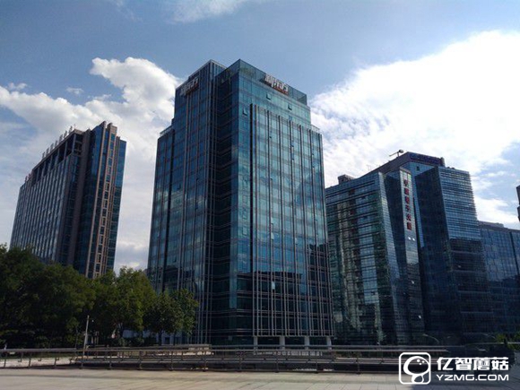 尖phone對決：榮耀5A PK 紅米Note 3（暫不發布） 