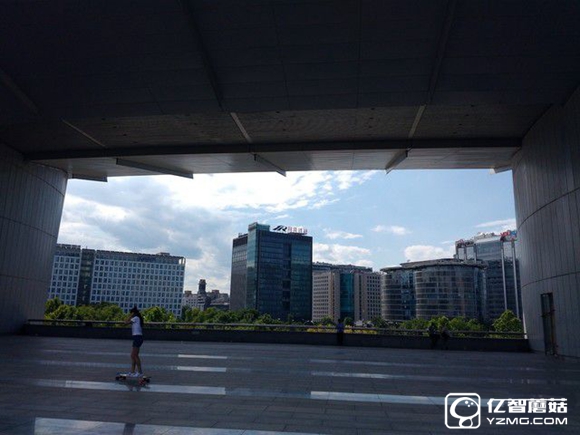 尖phone對決：榮耀5A PK 紅米Note 3（暫不發布） 