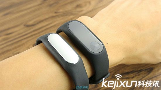 小米手環(huán)怎么用 小米手環(huán)2有什么特點？