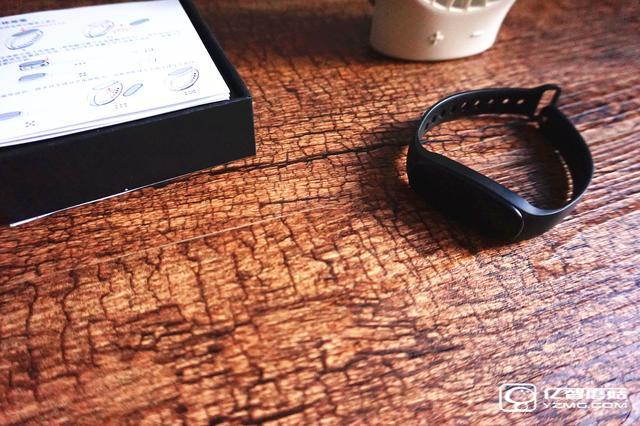 bong 3 HR智能手環(huán)首發(fā)開箱評測 169的價格和小米手環(huán)2比怎樣？